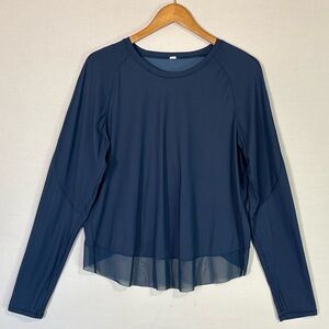 Lululemon Blue Long Sleeve Mesh Hem Thumbhole Top M